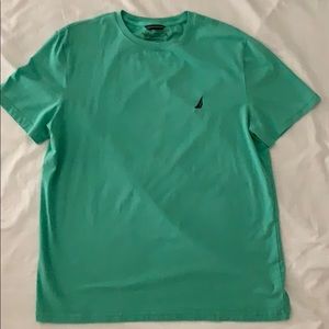 Men’s Nautica t-shirt